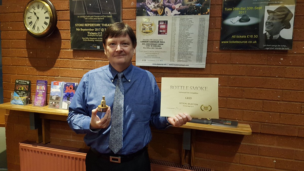 ❤🌈Congrats cast/crew of GRID as finalists <a href="/BeattieArts/">Beattie Arts</a> #SmokeBottleFilmFestival @CharlieCActress <a href="/ErnestVernon/">Ernest Vernon</a> #indiefilm #supportindiefilm