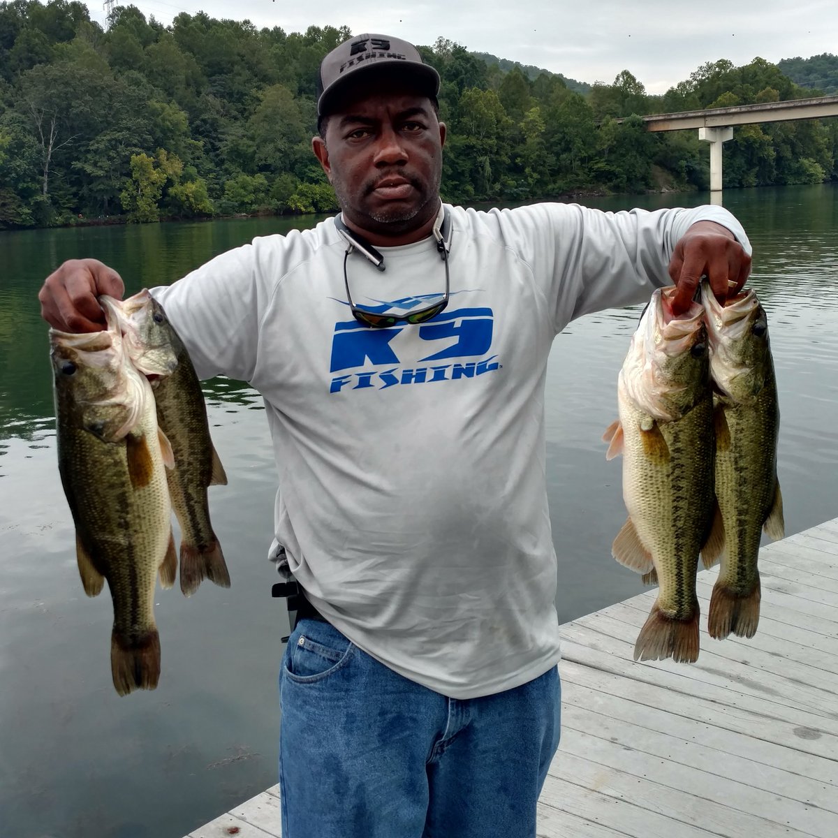 jrb4066's tweet photo. I won the K-TOWN bass anglers tournament today. I had 5 bass for 12.55 lbs.
#TeamExtreme #BeExtreme #K9line #WooTunsten #BreKlinePolarized https://t.co/ipgguj5H5h