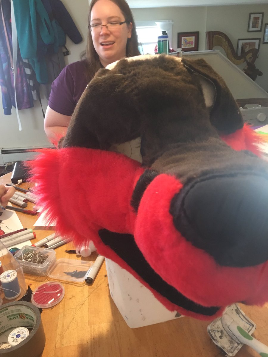 FullFur's tweet photo. Working it. #fursuit #fusuits #furries https://t.co/lEFTPFE2bQ