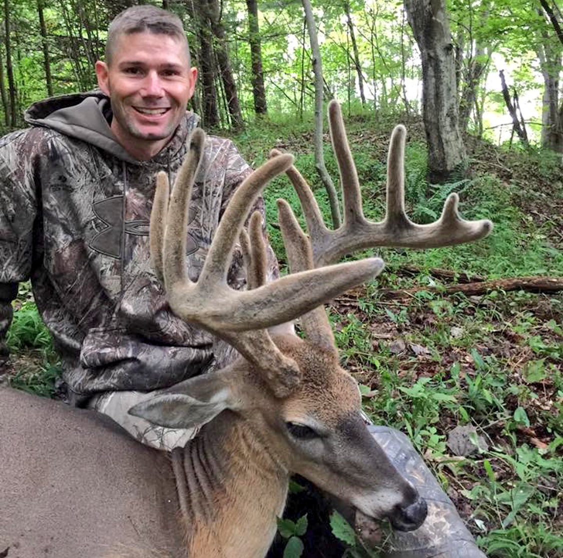 thwackem's tweet photo. The velvet Whitetails are falling! Several pix from the opener in KY. Join us on our IG page for a lot more big buck photos https://t.co/0C9d5xiAyM