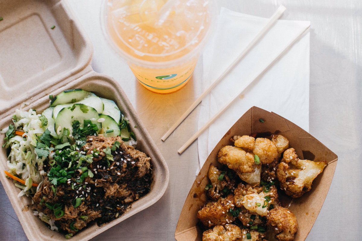biteoforegon's tweet photo. Food influences from all over the world at @biteoforegon. Hawaiian, West African and dumplings are must try dishes. From: @emilyjoangreene https://t.co/CR7SmHrr9n