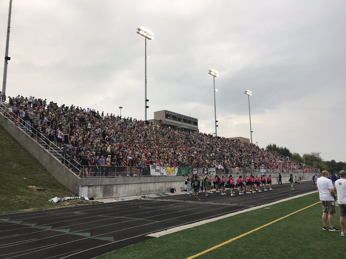 TOP Student Section tweet media