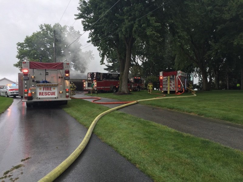 EP23FC's tweet image. #engine23 operated at this house fire this afternoon. Crews found an attic fire.