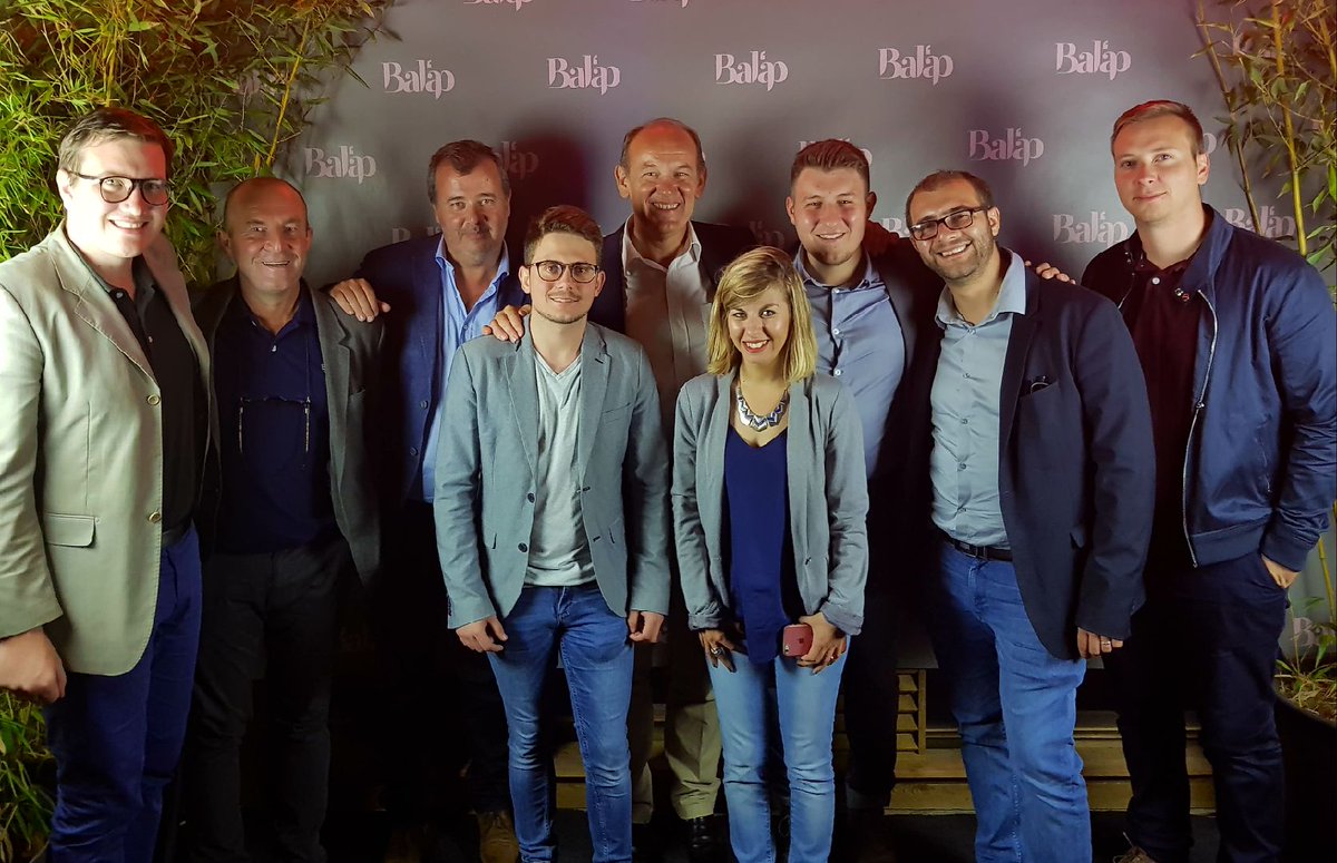 DFasquelle's tweet photo. Merci à Baudouin et aux jeunes @lesRepublicains de Gironde pour cette belle journée et cette soirée à Arcachon #campusLR @CampusArcachon https://t.co/ZEy3EfOivD