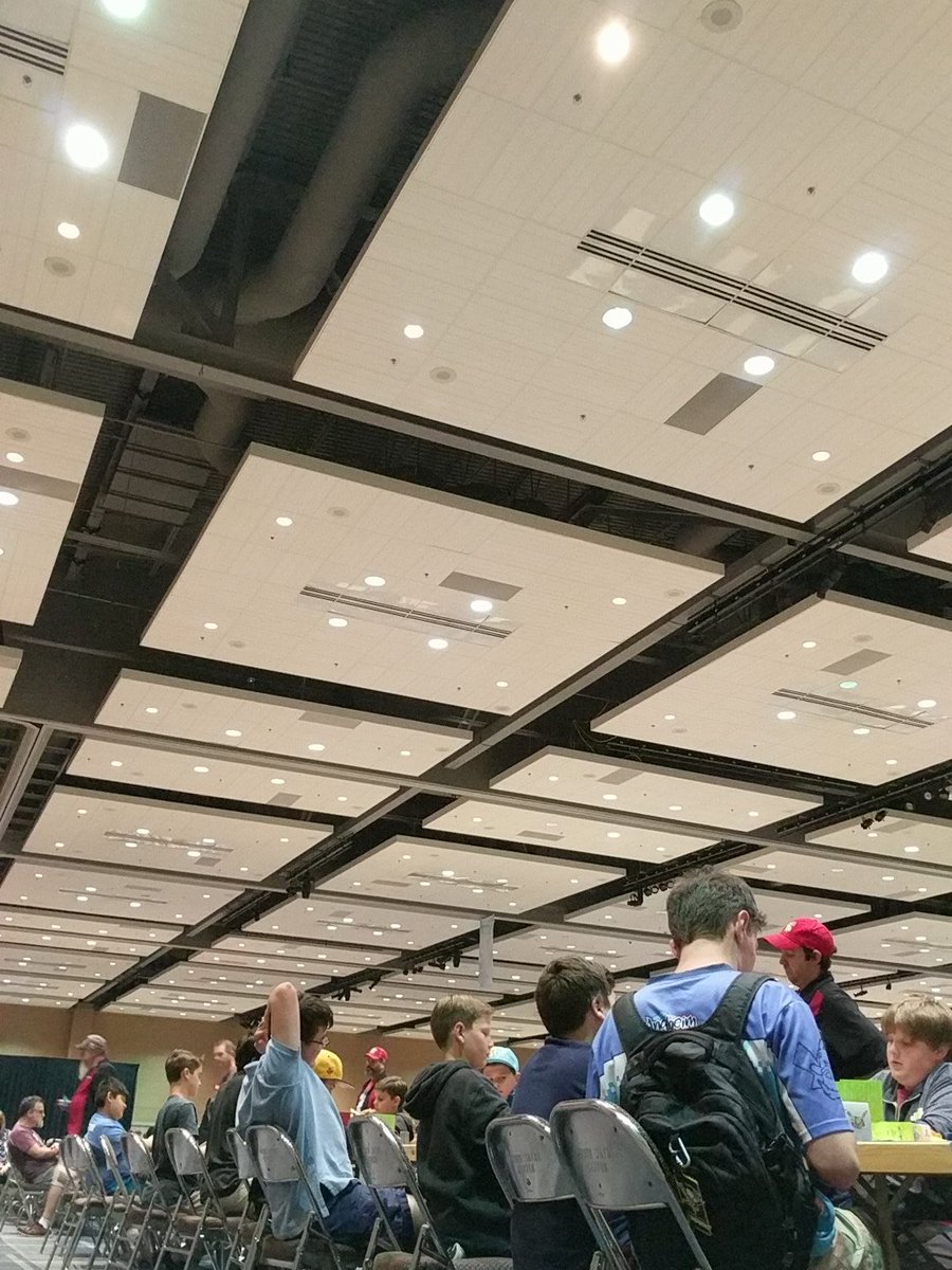 Valasiraptor's tweet photo. Sitting down for round 7 turns into my opponent dropping, #ChrisLuck was on the side of your hometown hamburglar https://t.co/UJhw3xoYCA