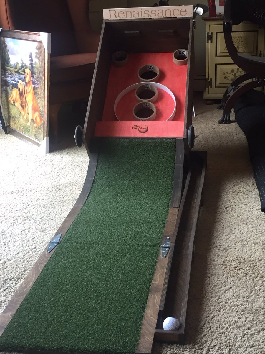 MDTorm's tweet photo. @theBogeyBros best way to practice putting... #PuttSkee #BogeysYes #DoublesNo https://t.co/OAqdlBDXbt