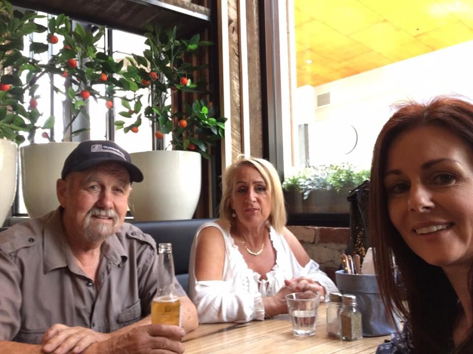 RachelleSplatt's tweet photo. Happy Fathers Day Dad #fathersday https://t.co/LBlTOzH6nl