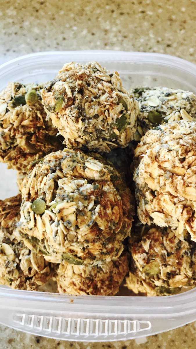 tracymccormac10's tweet photo. Quintal's market Sunday 9-5 check out the freezer section for my energy protein balls stock up fruits veggies more Maxxfitness eat clean https://t.co/vsBQZskcuY