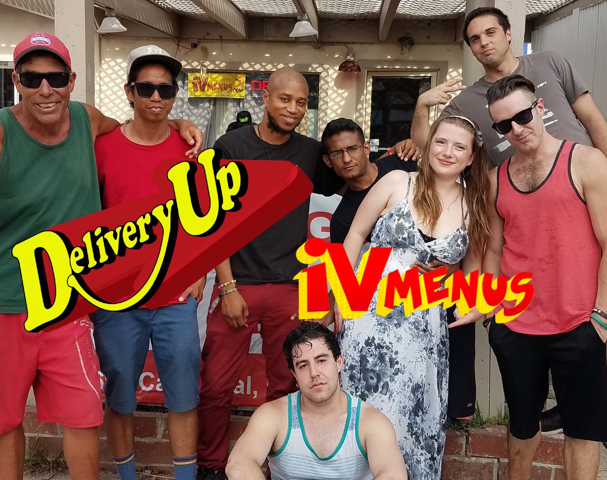 ivmenus's tweet photo. Serving free K.F.C. live right now https://t.co/IvNyU65Iwy