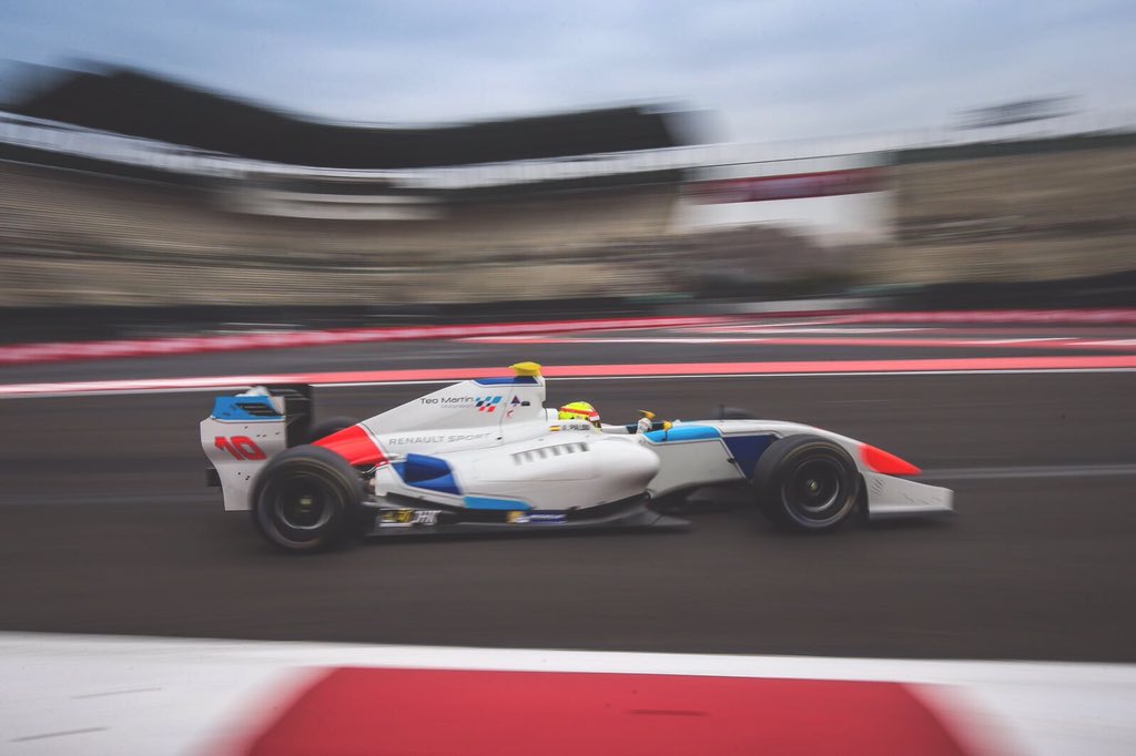 AlexPalou's tweet photo. P3 en R1 🏆
Nos ha faltado un poquito para la victoria hoy... 😬
Tranquilos, mañana hay otra carrera! 😏
#ToControlao https://t.co/oqXbQAJhne
