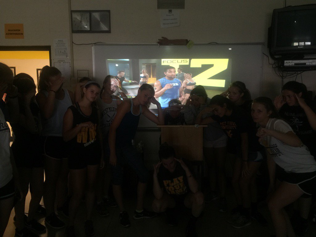mllugie's tweet photo. #punchitout #G #iwantgrilledcheese #wmfh #wmjvfh #T25 #howtheyfeel #legday https://t.co/ApUrAaVZ3k