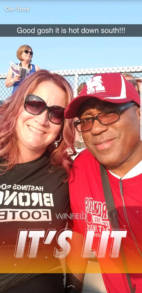 Huskerdogg's tweet photo. Let's go Hastings! #5Cloyd #Broncos #HastingsBroncos https://t.co/W5nOtjcpuv