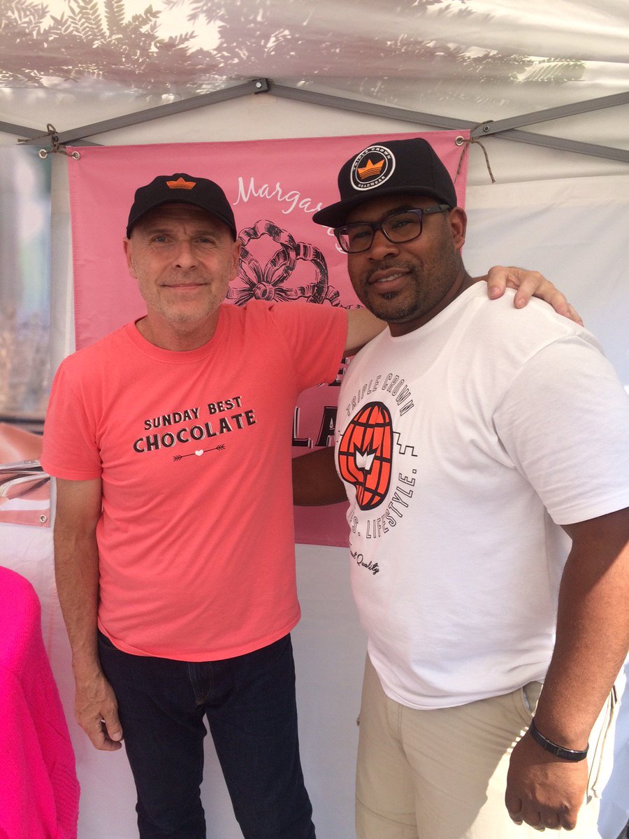SundayBestChoco's tweet photo. Our neighbor 2day @ the RnR Farmers Market. Desmond, Jessie &amp; baby. Great peeps, gear, sweet baby. Buy their stuff! https://t.co/TuSFNhEMu8 https://t.co/Ur3afwdwSq