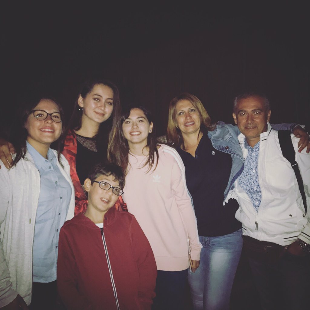 JasmineT_Spain's tweet photo. [@fede_bonatesta] Love meeting this blessings ❤❤❤ @tantrumjas tu for everything I love you https://t.co/7mvPGW5IUD