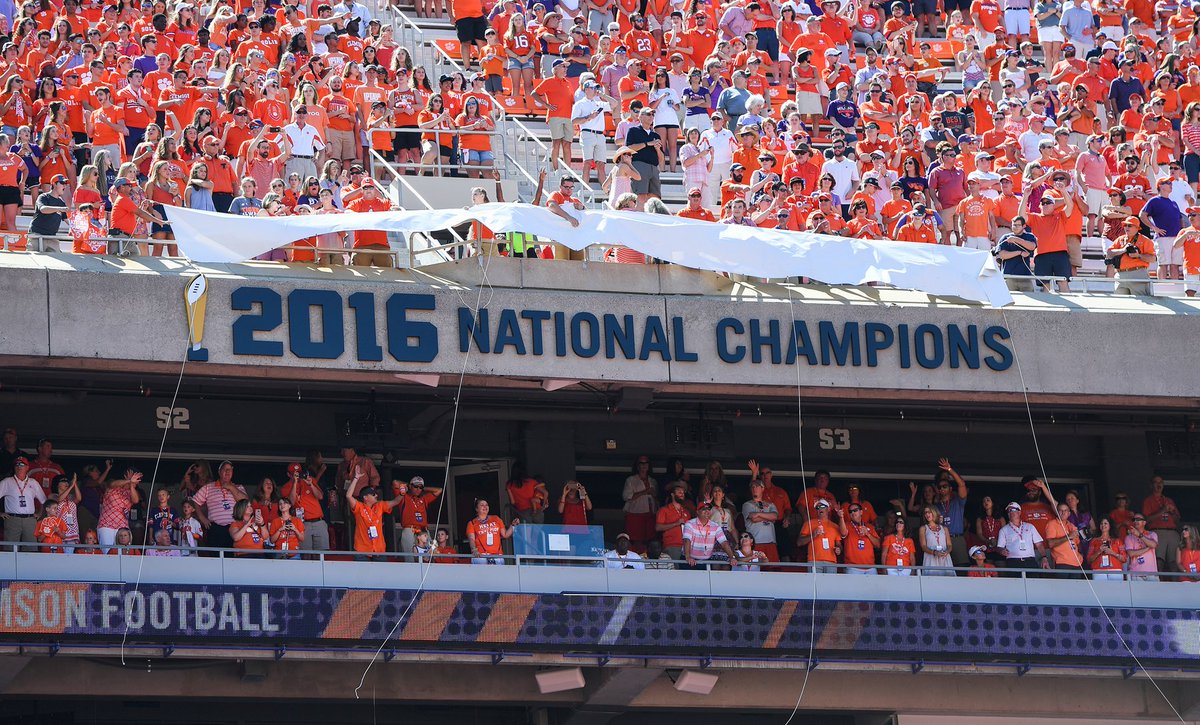 bartboat's tweet photo. Photos from #Clemson season opener against Kent State #KENTvsCLEM https://t.co/oeBHNBUhaA @ClickingKen https://t.co/NdLmNoUukd