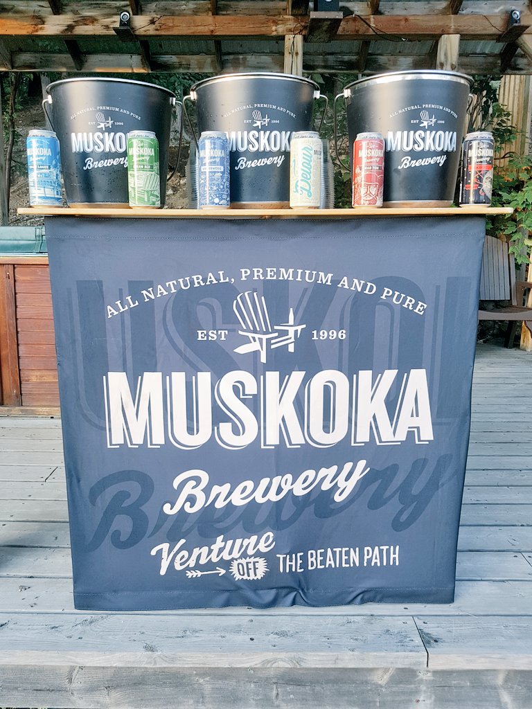 brewbacca_'s tweet photo. A beautiful night for another amazing #DocksideDraught cottage sampling! Cheers to the long weekend everybody 🍻 https://t.co/gCbQsGt3KM