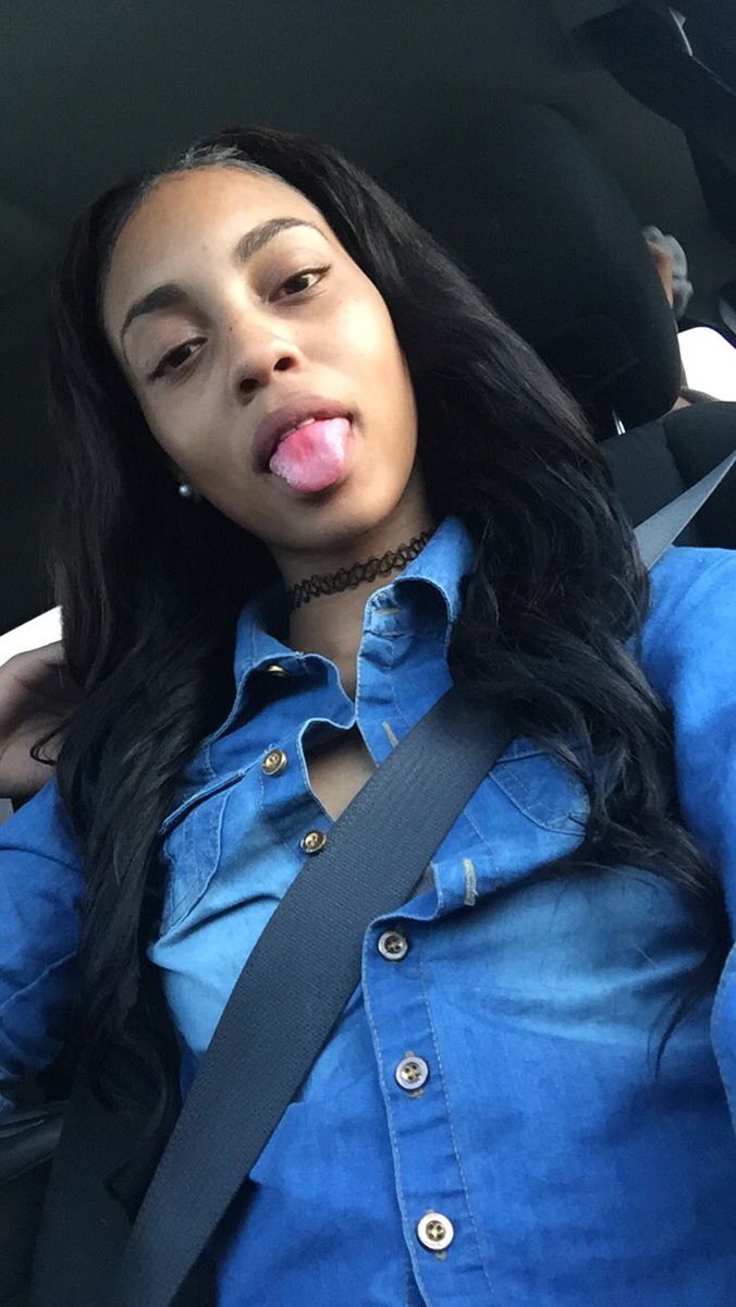 effumshay's tweet photo. I had a lot on my mind , why don't you miss me baby , if we could turn back the time you wouldn't listen baby ❤️💔✌🏽 https://t.co/hELjNfGfQJ