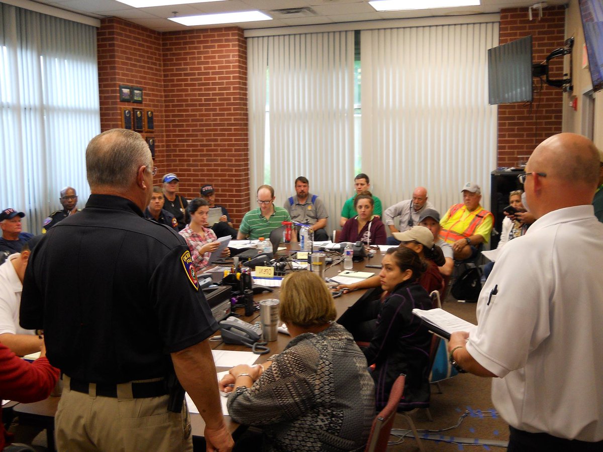 Your Dickinson Emergency Management Team is continuing to work behind the scenes to provide services... facebook.com/DickinsonPolic…