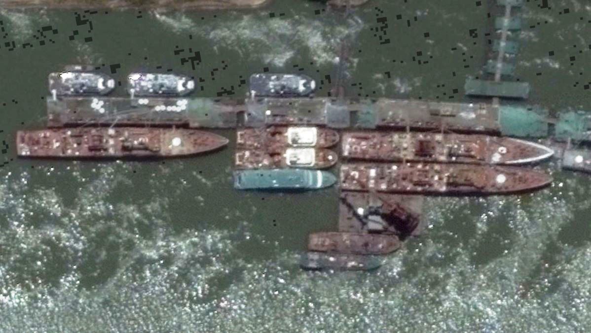 rajfortyseven's tweet photo. #China #PLAN #CCG #Type718 Progress on #Wuchang constructions. Speed commendable. GEDOI5/28/17
More at:
https://t.co/gvj47bjQ83 https://t.co/nEiiIHz38B