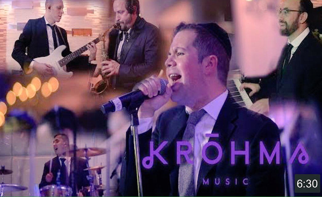 JewishMusicHook's tweet photo. Watch @SimchaLeiner with the @KROHMAMusic orchestra Performing “Top-of-the-Charts” @sruliweinstein @NewYorkBrass https://t.co/HnseS1DDuv https://t.co/KKUG5g9hmj