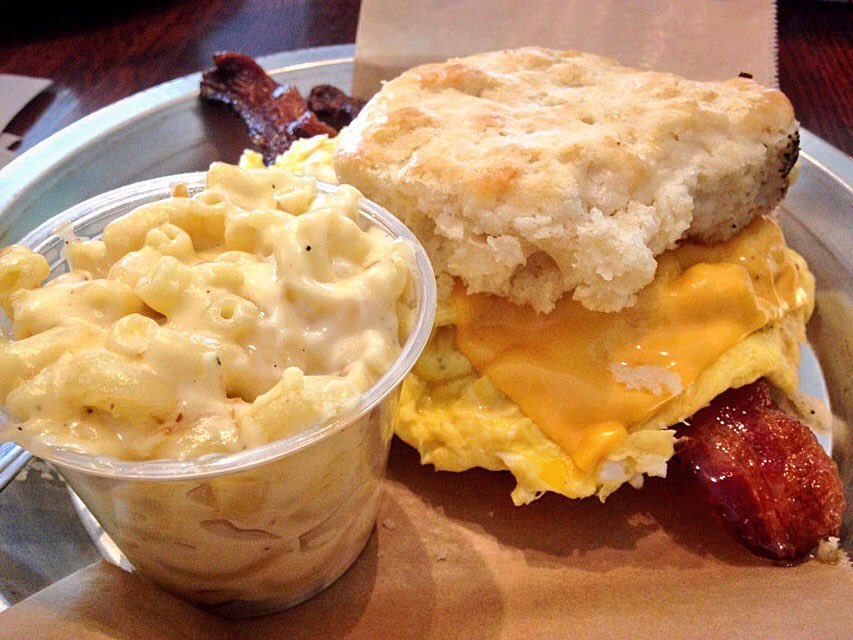 The best 🥓🍳🧀 biscuit we've had was at <a href="/HenDoughNC/">HenDough</a>! AND we had mac-n-cheese and 🍩🍩 too!
#NationalBaconDay #FoodieScore #EatLocal