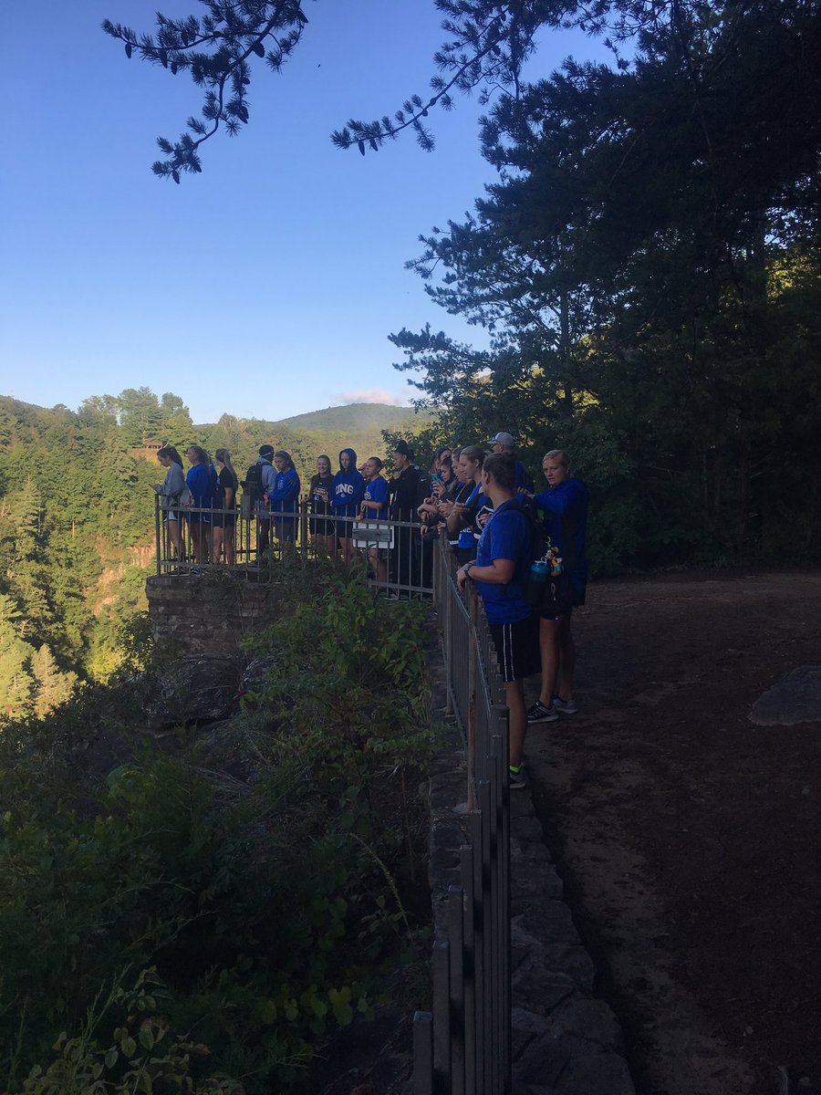 UNGSoftball's tweet photo. 2017 RBI Week - Event #4
One 'step' at a time -
Conquering one of Georgia's most beautiful destinations.
Tallulah Gorge State Park
#TFalls https://t.co/0TbSenaTBo