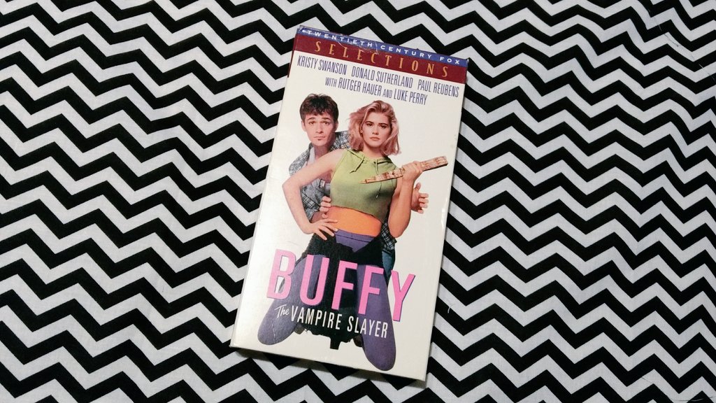 realdebkyle's tweet photo. Movie night ❤️❤️❤️

#SaturdayNight #Movienight #VHSandchill https://t.co/AFEgRTRvuK