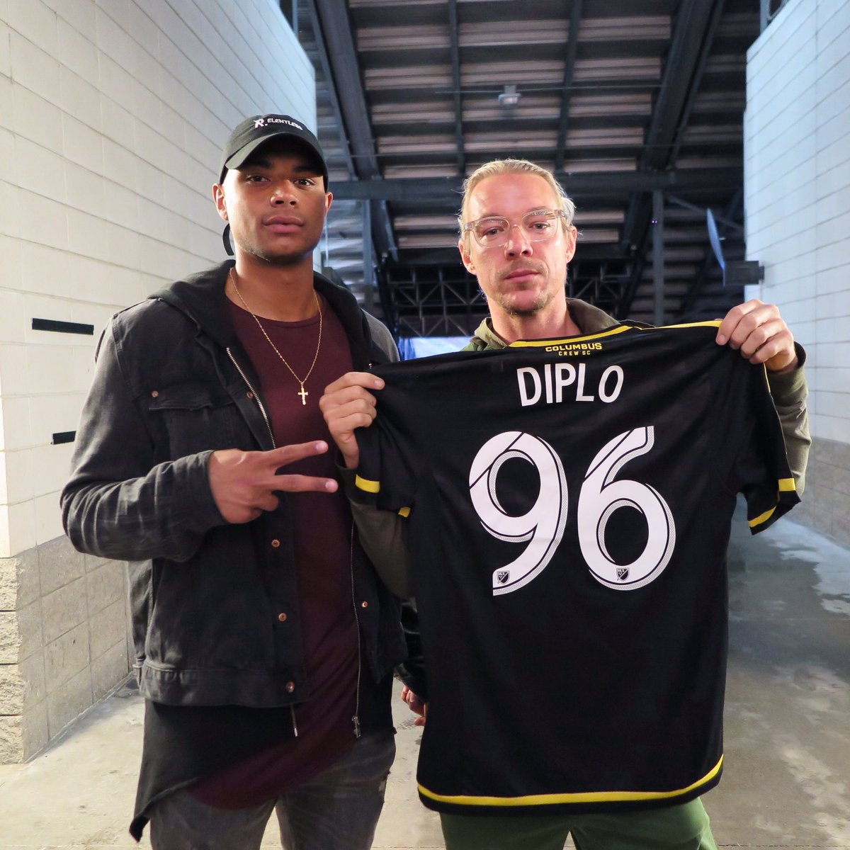 ColumbusCrew's tweet photo. Sending @diplo home with a #CrewSC jersey so he can rep the 614. 👊 @BreakawayFest https://t.co/a1cCUKxNDm