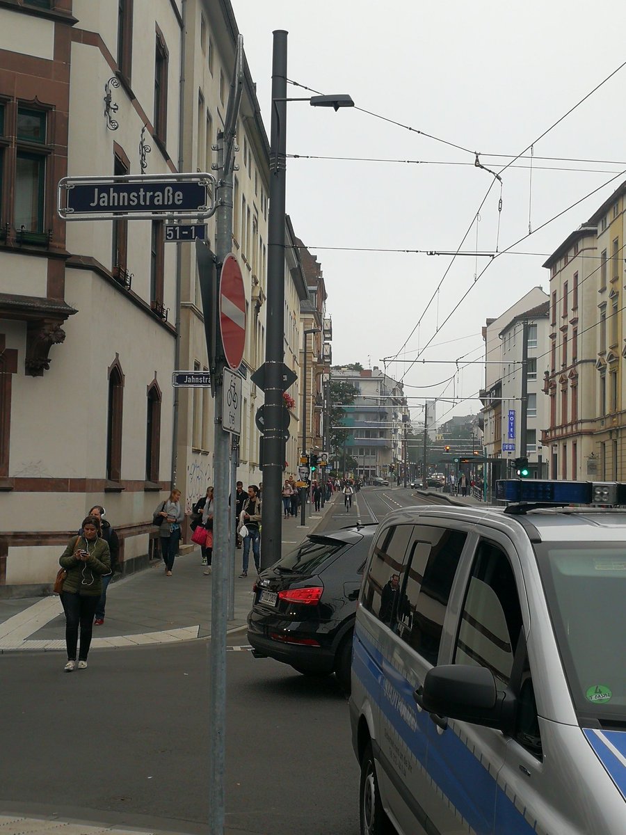 archiejp's tweet image. Frankfurt is moving #weltkriegsbombe #frankfurt #Bombenstimmung