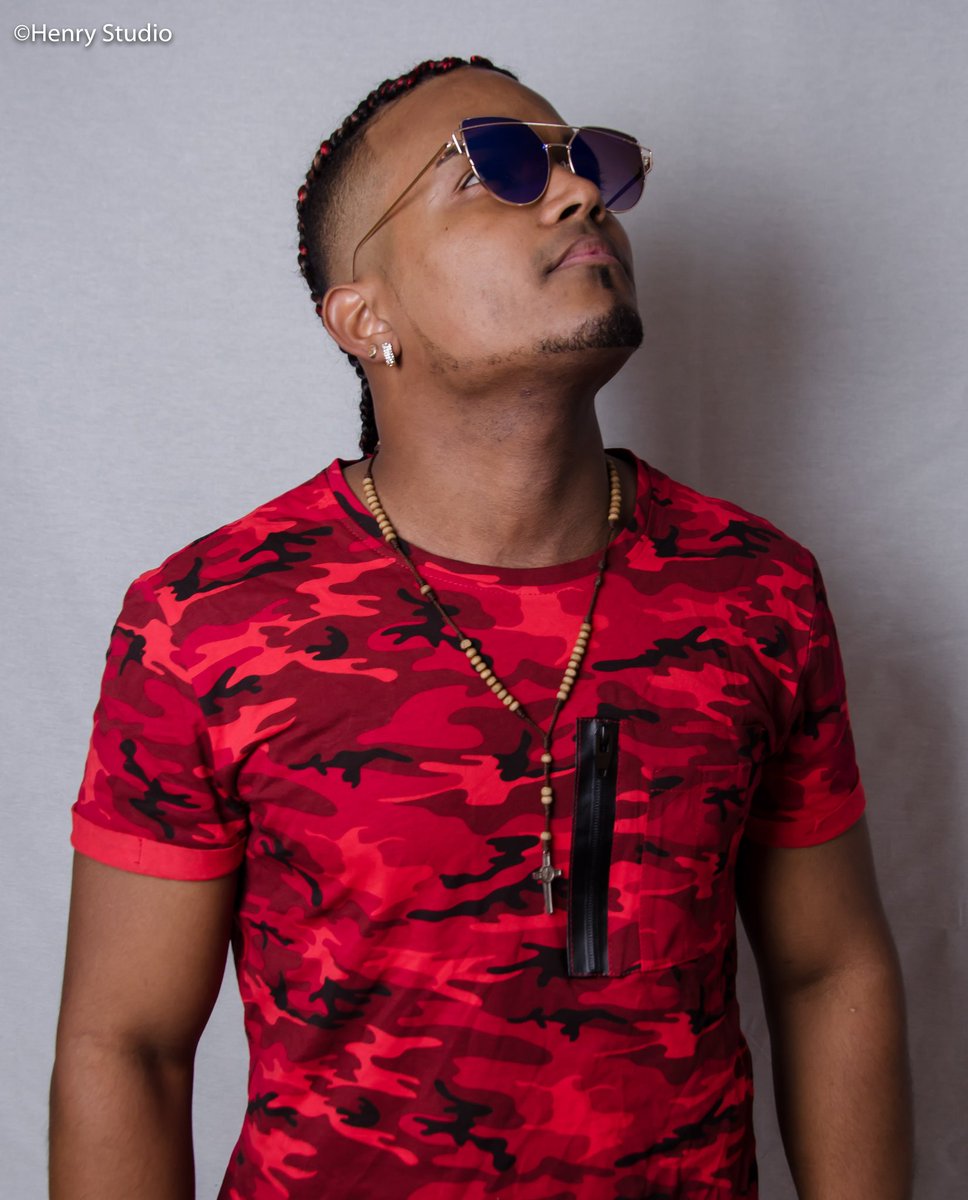 angel1boss_art's tweet photo. Un sueño sólo muere cuando el soñador deja de soñar #bleseed #soñador #triunfador #rd #fotos #fresh #lovemusic #fuull #dijital #black #mundo https://t.co/Inc7dDay9t
