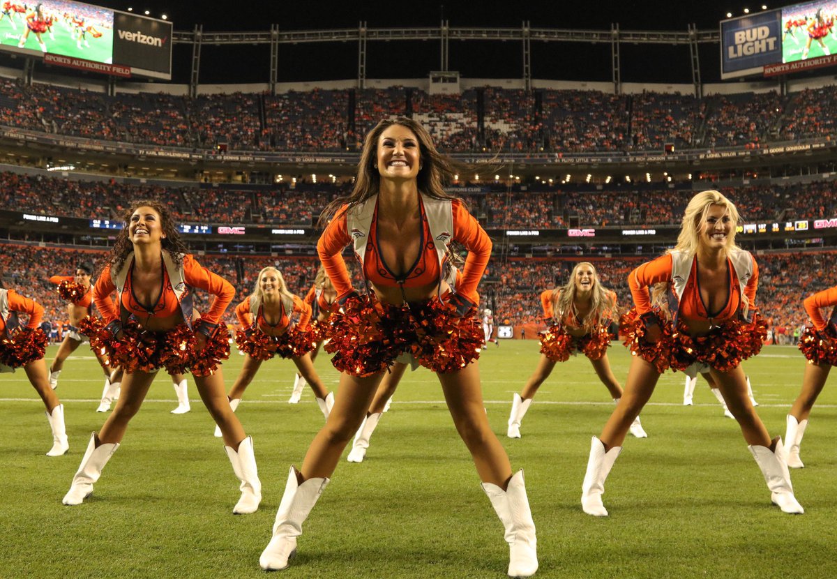 BroncosCheer tweet picture