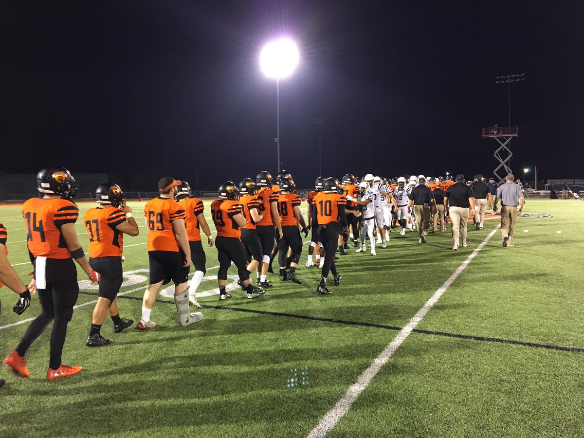 HendrixFootball's tweet photo. Your final score Warriors 56 - Lyon 28. Warriors start the season 1-0 #WeAreWarriors #d3ftb https://t.co/NrMhq6EDHC