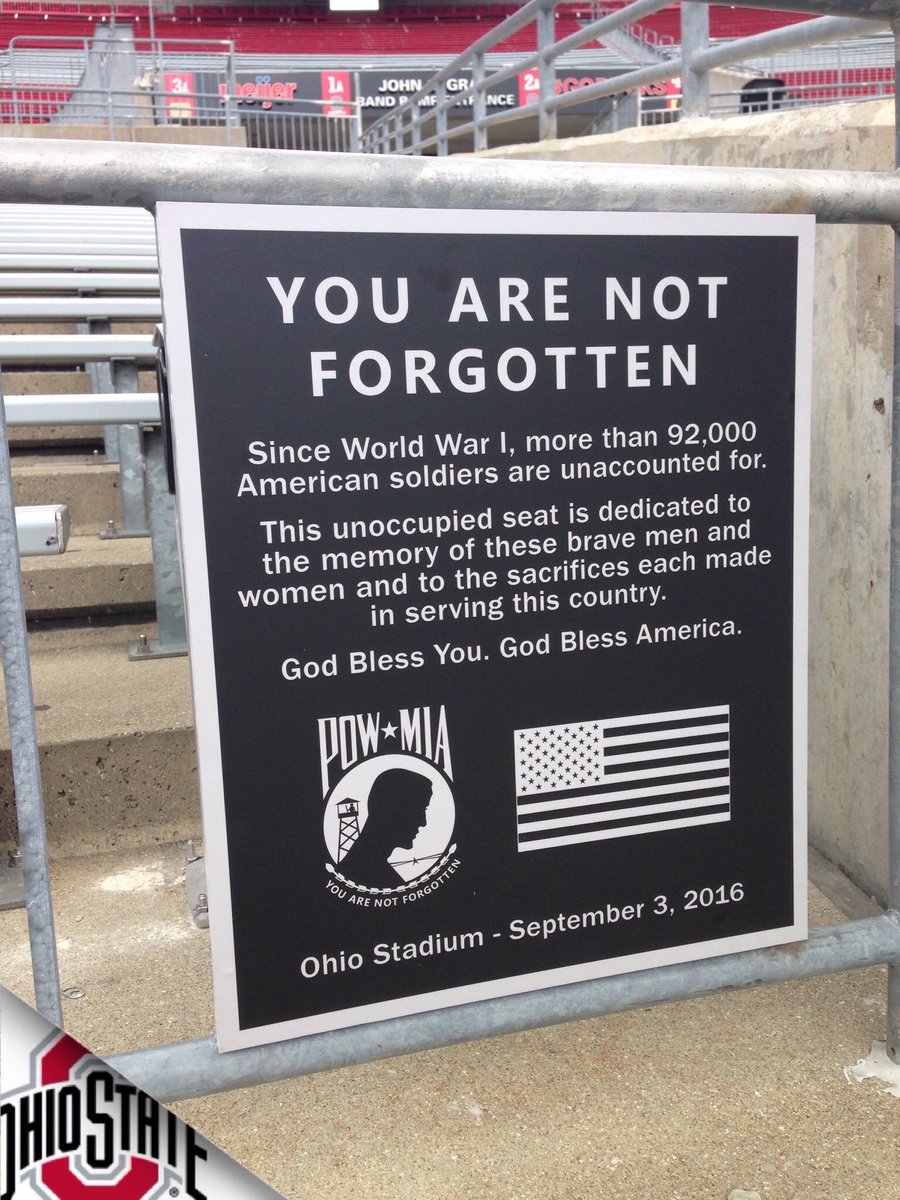 CloydRivers's tweet photo. Love or hate Ohio State, this is what America is all about. Respect. https://t.co/vhoEl4X4E7