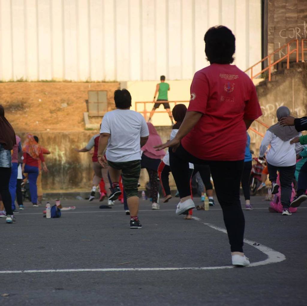 sahtrek's tweet photo. Hiat hat

#insta__shot📷 #instalife #morning #workout #yogyakarta #indonesia https://t.co/mm5VYbhz42 https://t.co/bhAQ7CyuMu