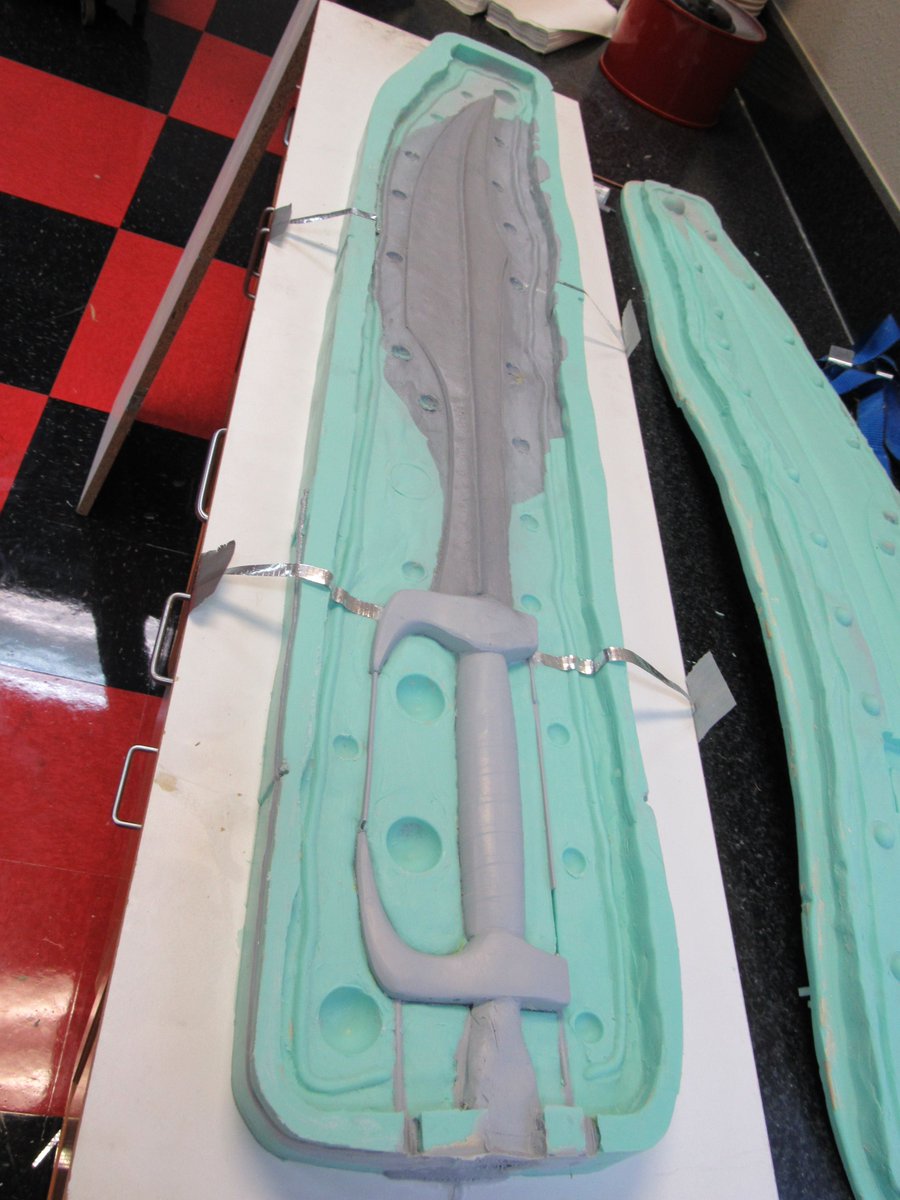RAMaterials's tweet photo. A Mold Star® 15 silicone rubber mold, with a Smooth-Cast® 300 tinted with SO-Strong® Black urethane resin casting. #smoothon #ramaterial https://t.co/oYt2mWnoOb
