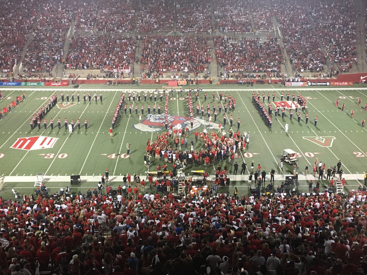 paulmeadors's tweet photo. Derek Carr halftime ceremony - check out the Fresno State marching band spelling out Carr. @FSAthletics https://t.co/zBsyClgbqs