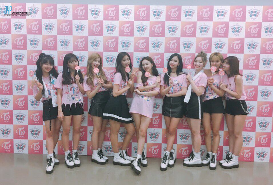 TWICE_773's tweet photo. 最近リムられすぎ…😥

🇰🇷TWICE
モモ、ジョンヨンよりオール！

フォロー待ってます✨

#TWICE
#TWICE好きな人と繋がりたい 
#TWICEファンはフォローそしてRT https://t.co/RYHme9nS6e