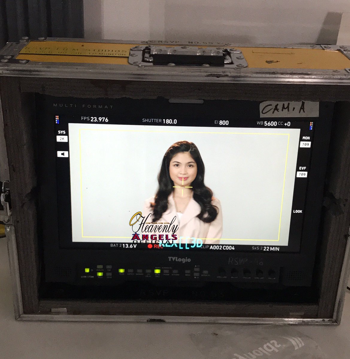 HEAVEN_OFC's tweet photo. #CamTest #MamasGirl @hperalejo @RegalFilms @LuannePeralejo https://t.co/W8jWXaJpZY