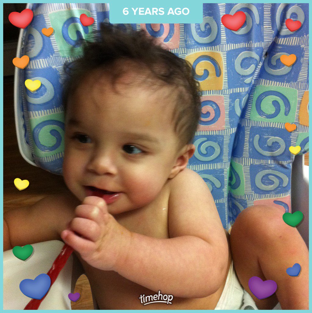tedi214's tweet photo. #teethingonatwizzler #hewascooleventhen #jeremysjourney https://t.co/nDl5fsivem