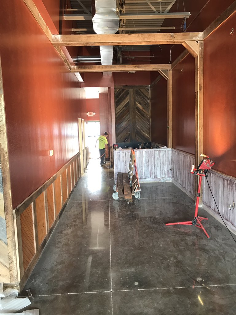 SF44Reserve's tweet photo. It's coming along @SF44Reserve in #ValleyPork. #PrivateDiningSpace #UpTo60! https://t.co/Viq0aR57bZ