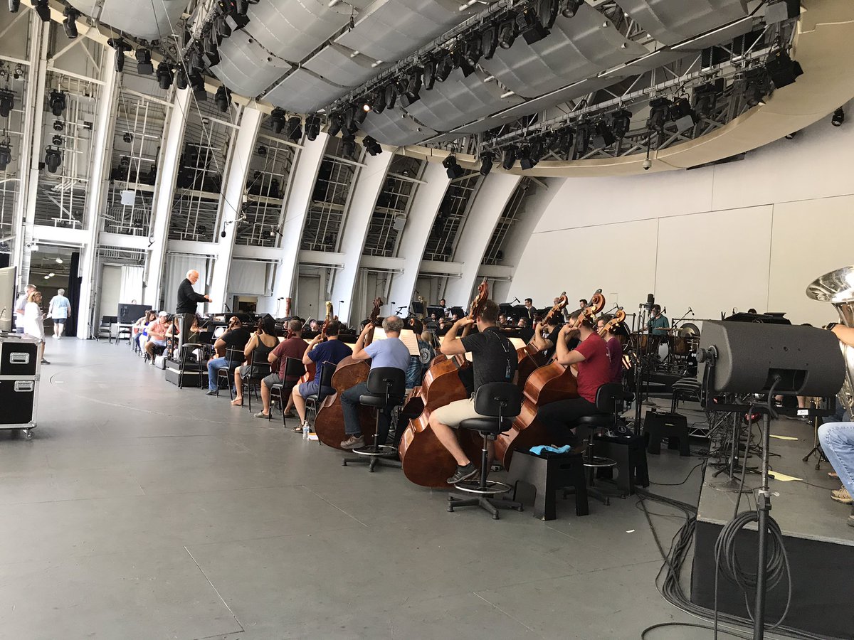 LacketyLac's tweet photo. Reunited with @BerkleeCollege pal @ryanshore and watched John Williams rehearse at The Hollywood Bowl. I mean, come ON!...
#WeekInLA https://t.co/ZY7r6FFC8P