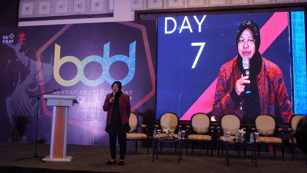 Wali Kota Surabaya memberikan semangat kepada para anak muda pengembang start up yang berasal dari 74 kota dari 19 prov yang hadir disini