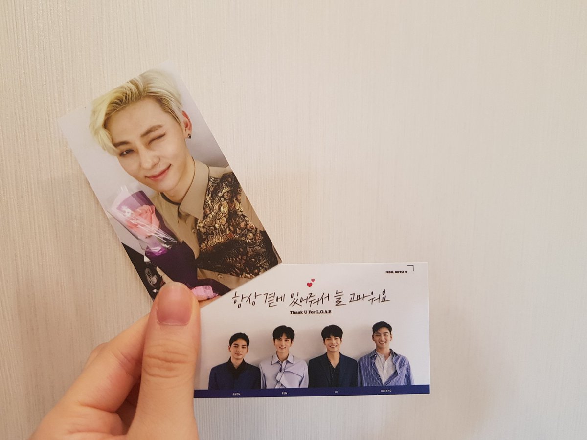 💕뉴이스트 USB💕(포카 우편) tweet media