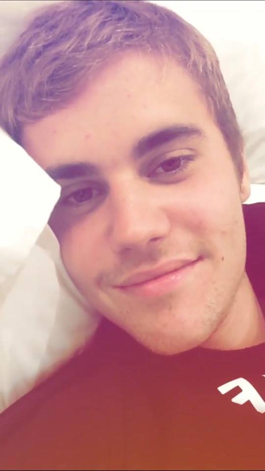 Justininburnu6's tweet photo. masum bebeğim benim #KCAColombia #JustinBieber https://t.co/p0uZ4Zt7pT