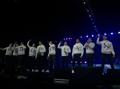 ArjanaticsOfc's tweet photo. Thank you @kaCebuana for having us in your 30th Anniversary Concert 😃😘👌

#OneUp https://t.co/NoZz1xzaUZ