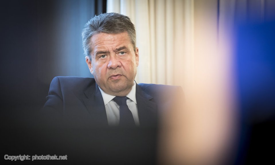 FM <a href="/sigmargabriel/">Sigmar Gabriel</a>: Regime in #NorthKorea shows again that it is serious threat to world peace. We have to find prudent, yet clear response.