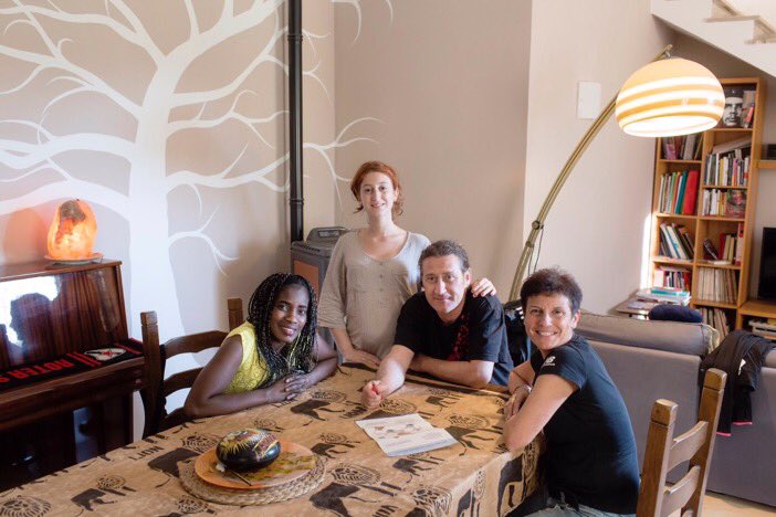 Refugees Welcome IT tweet media