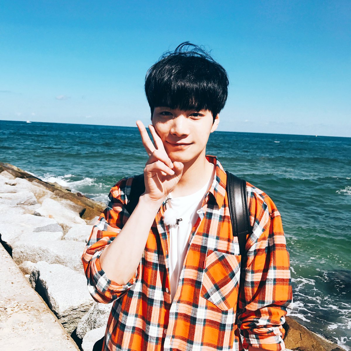 boo_zzi's tweet photo. 울 쩨알 훈대딩 같네...💕(( 현실에 없음 주의 https://t.co/zFy7fMtGha