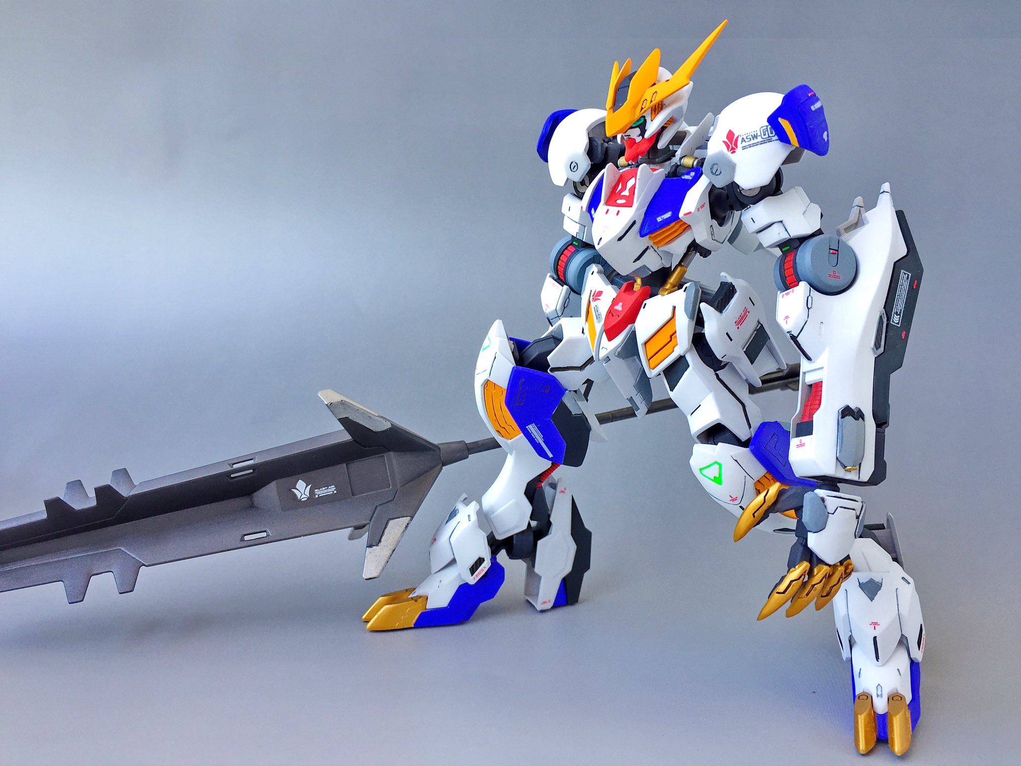 ひでまる على تويتر 三日月 オーガス ガンダム バルバトスルプスレクスいくぞ っていうわけでhgルプスレクス出来た フルメカニクスでのテクを1 144に取り入れればもっと密度の濃い作品になるんじゃね って思って作ってみた ガンプラ 鉄血の