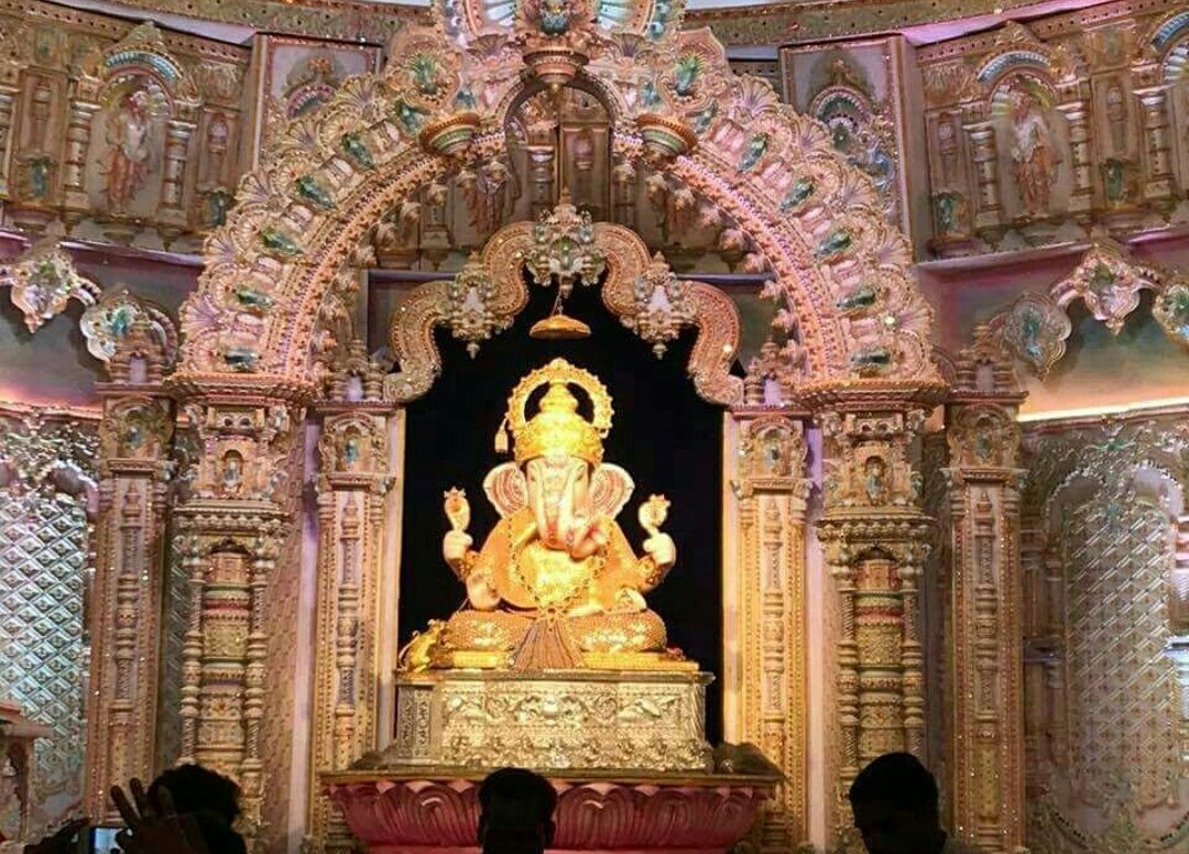 MpfPcmcPune's tweet photo. @hashPune Dagadusheth Pune
#Ganeshotsav #Ganesha #MPF #MpfPcmc #Darshan #GOE #Singing #concert #Love #Pune #PCMC @pune_pulse https://t.co/AYPQDciykn
